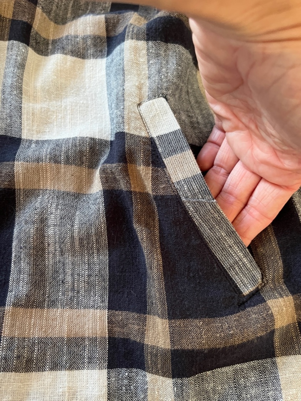 Kyla Sea Plaid Shirt with Floral Embroidery size S - Picture 6 of 6